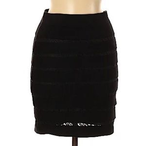 NWOT Ann Taylor Black Skirt Figure Flattering Size XS